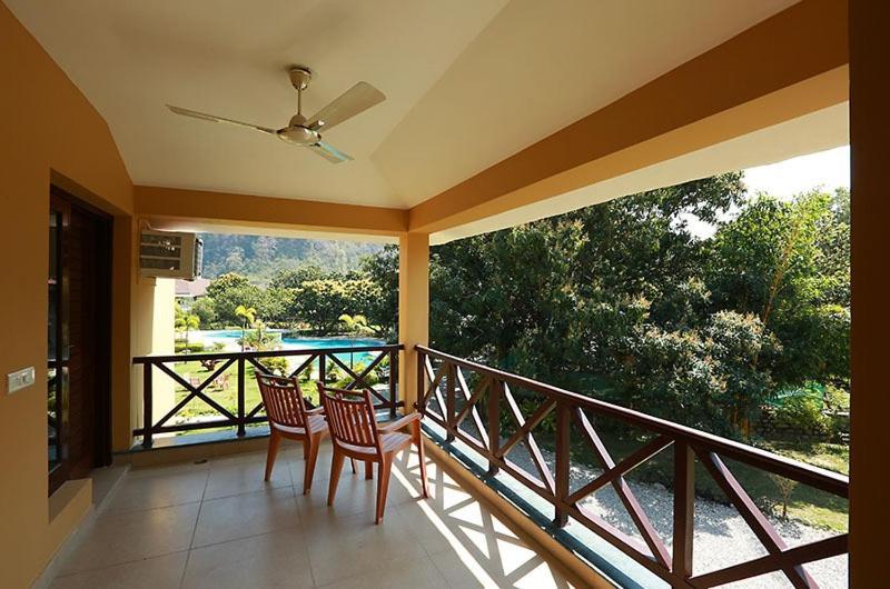 Dewdrop Mango Bloom Resort Jim Corbett National Park Exterior foto